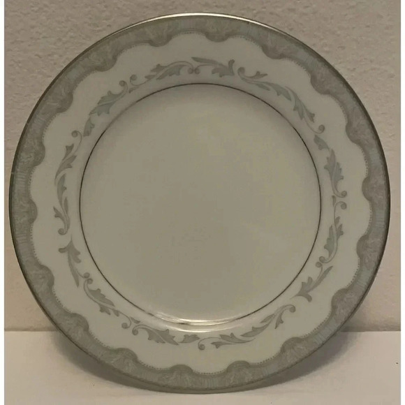 VINTAGE Noritake China MARGARET #6243‎ Desert Plate 6.25" Diameter - Picture 1 of 3